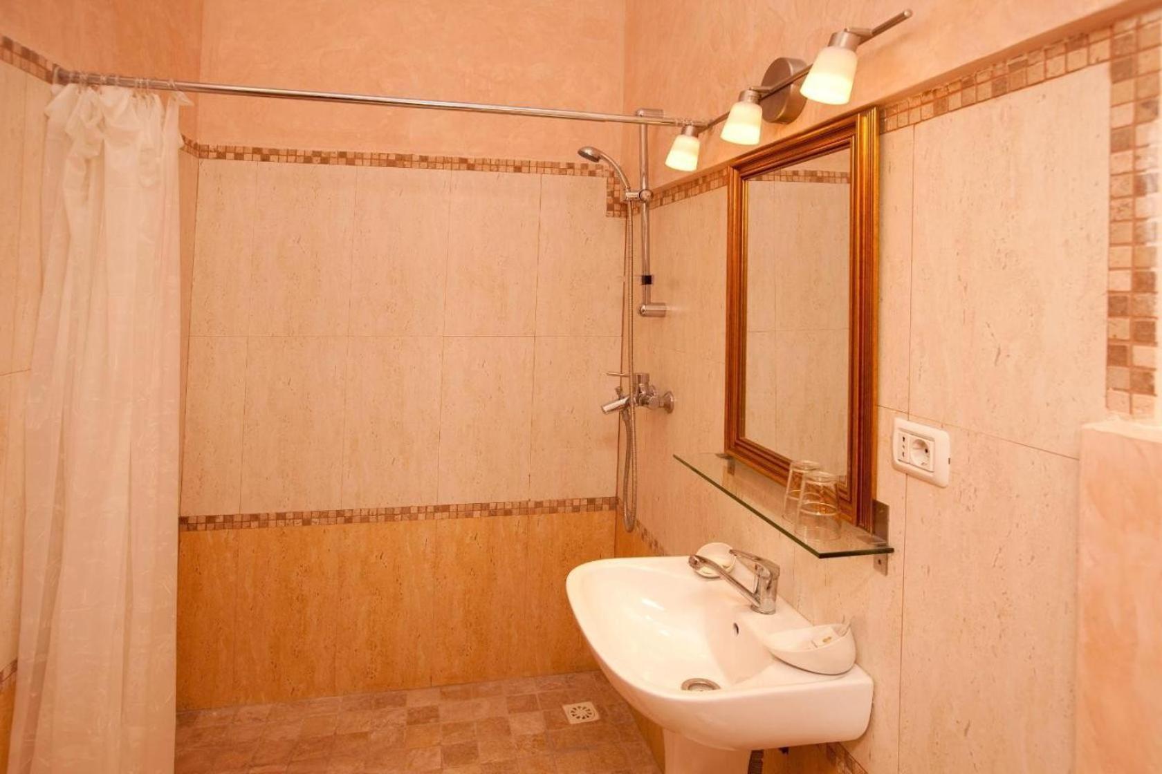 Pension Dinu Residence Temešvár Exteriér fotografie