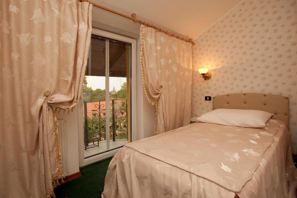 Pension Dinu Residence Temešvár Pokoj fotografie
